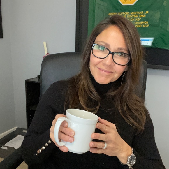 Meet your Posher, Raquel - Picture 1 of 1